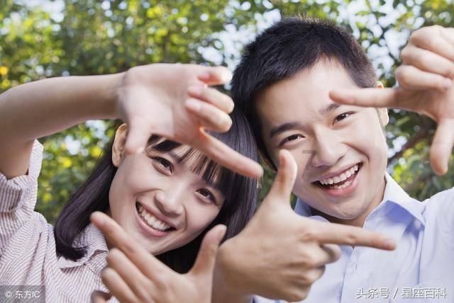 僵尸吃怪物
