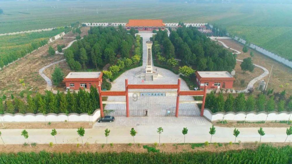 哈尔滨请南方宝宝吃帝王蟹,凭外省有效证件即可全场免费吃